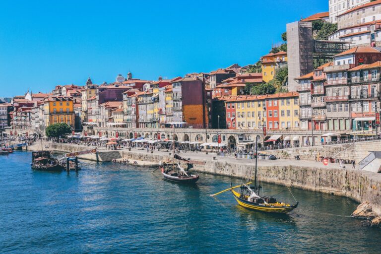 Best neighborhoods in Porto